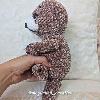 Valentin the Otter with his Rose