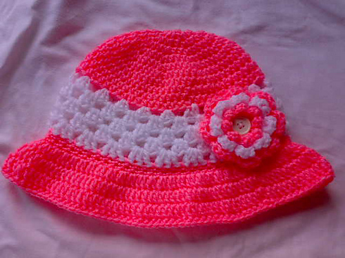 Girls Granny Hat w/ brim & flower photo 1