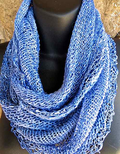 The Artful Skein Cowl photo 1