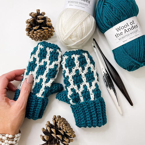 Modish Mosaic Mittens photo 8