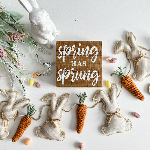 Ravelry: Rustic Farmhouse Carrots pattern by MJ's Off The Hook Designs