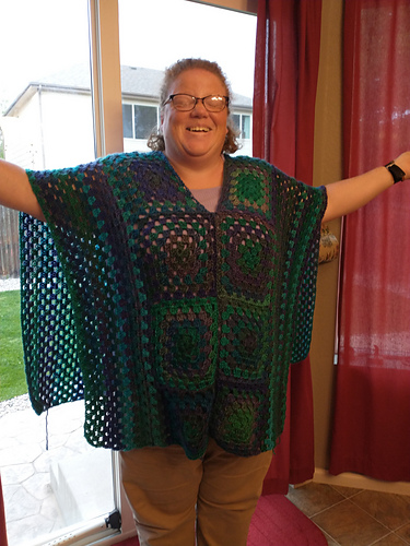 Granny Square Poncho - bymildbeauty