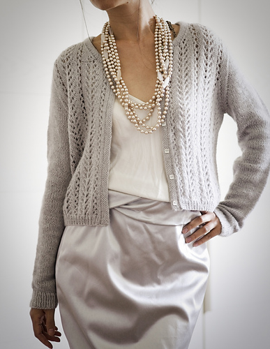 Leonie Cardigan 다른 모습 2