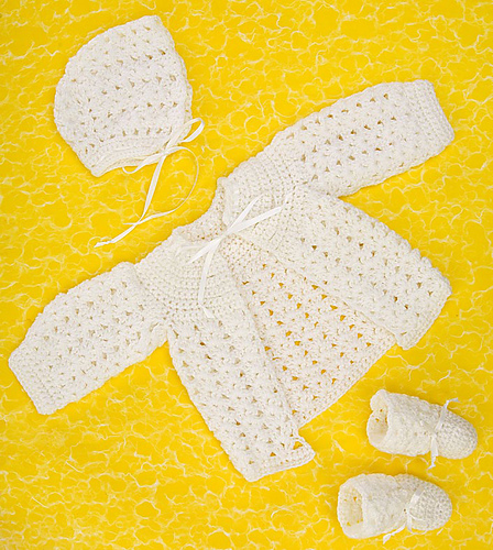 Shell Stitch Christening Set photo 4