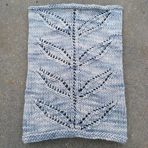 Ravelry: Leafmotif pattern by Susan Ashcroft