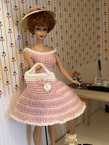 Barbie Crochet Green Dress 다른 모습 2