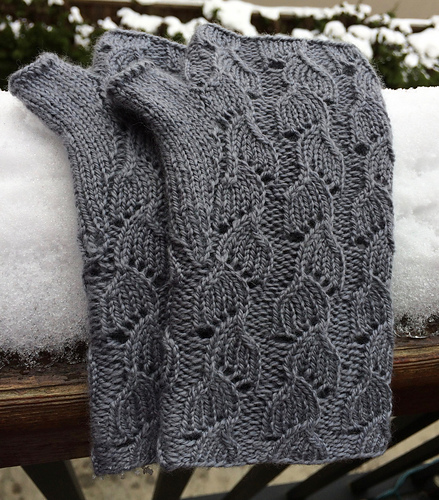 Fallberry Mitts photo 2