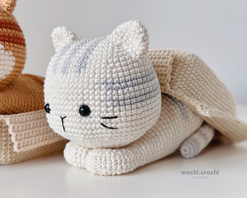 Catloaf i-boxen - MochiCrochi Crochet