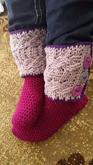 cable slipper boots