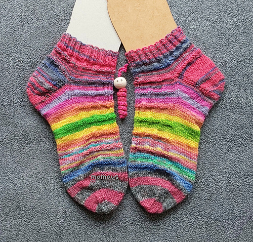 Zaunkönig:in - bymomaus