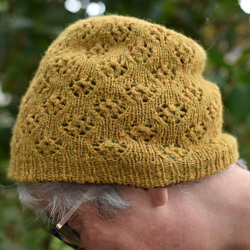 Whispering Circles Hat