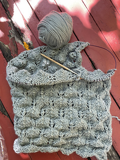 Knitting the lace.