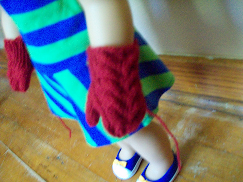 Little Bella Mittens photo 2