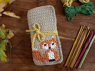 The Inspired Wren: TUTORIAL: Clear View Crochet Hook Case