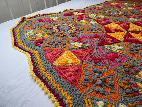 The Kaleidoscope Blanket - Catherine Bligh