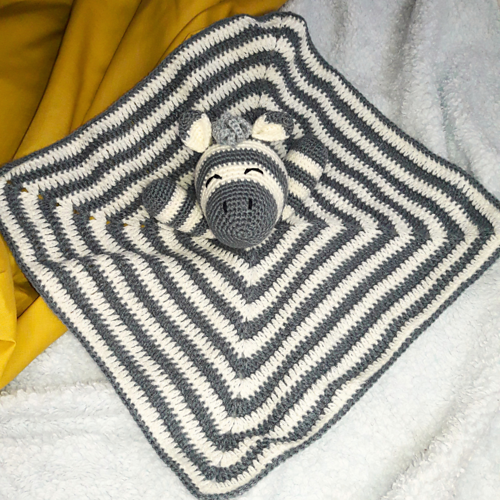 Ravelry Zebra Lovey pattern by Morine's Shop