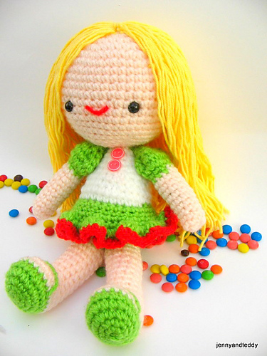 amigurumi frog girl with hat photo 4