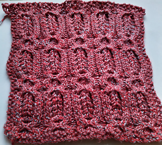 Ravelry: Chain Reaction pattern by Mugdha Manasa