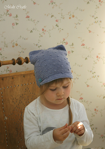 Peak hat Payton photo 3