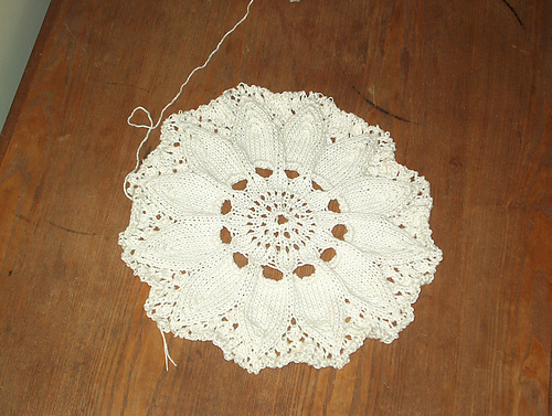 Modified Extended Hemlock Ring Tablecloth photo 12