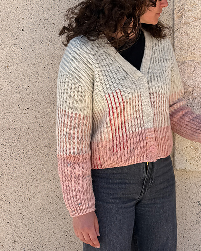 HIDDENLINE CARDIGAN