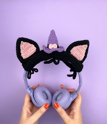 Witch cat headphones cover
