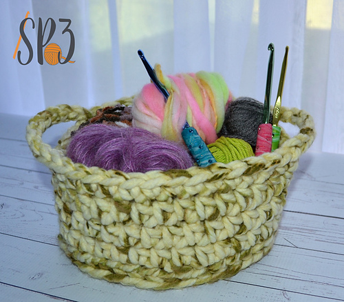 Simple Crochet Basket photo 2