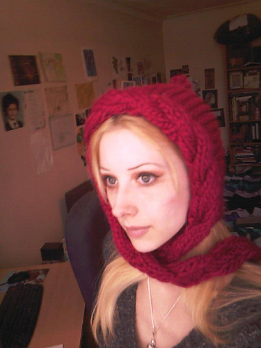 Tasseled Hood photo 4