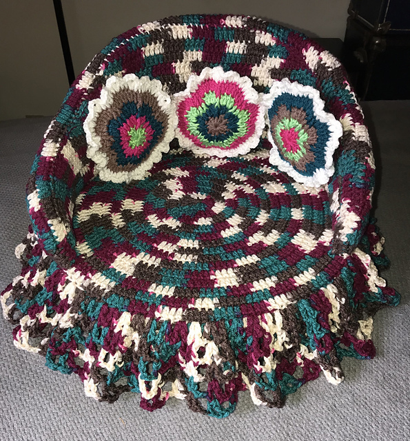 Ravelry nanapatlee's Kitty CouchesAntique Bed