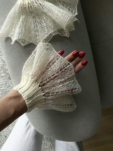 FrostVeil Cuffs