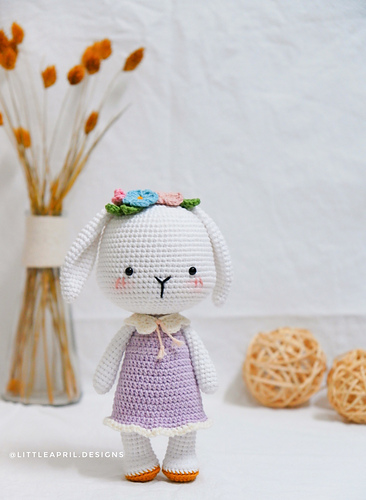 Mia Bunny Amigurumi - Nguyen Ngoc