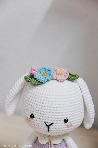 Mia Bunny Amigurumi - Nguyen Ngoc