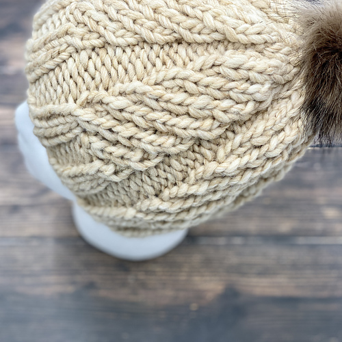 Ravelry Frosted Vineyard Cap pattern by Shelby Nichols