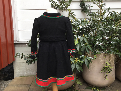 Aust-Agder bunad - Anne Grethe Douzette