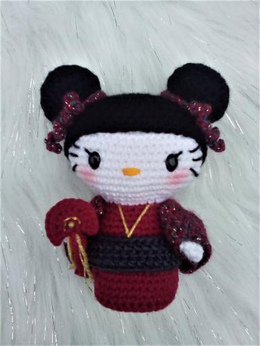 Hello Kitty Geisha - DelectableToppings