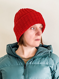 Summit 2+4 in Catskill Merino Lace in Geranium, size D on a 22 in (56 cm) head