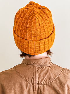 Summit 1+5 in Catskill Merino Lace in Turmeric, size C on a 22 in (56 cm) head