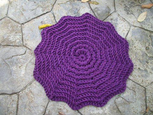 Ravelry: Spiral Circular Rug Bath Mat pattern by Thomasina Cummings Designs