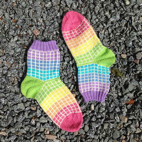 Ravelry: Rut Rainbow/Rut Regnbåge pattern by Anna Bergman