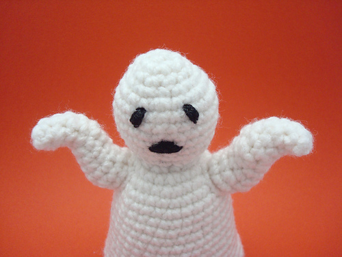 Halloween Ghost - Susan Burkhart