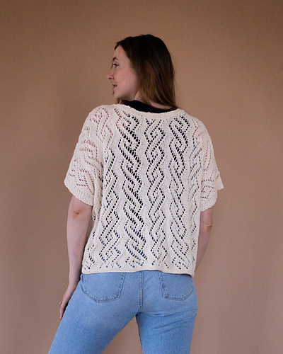Ravelry: Diamond Lace Ruana pattern by Kaitlin Barthold