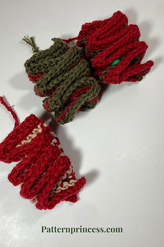 Ravelry: Ribbon Candy Christmas Ornament pattern by Pattern Princess