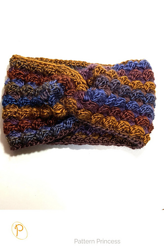 Ravelry: Bramble Twist Easy Ear Warmer pattern by Pattern Princess