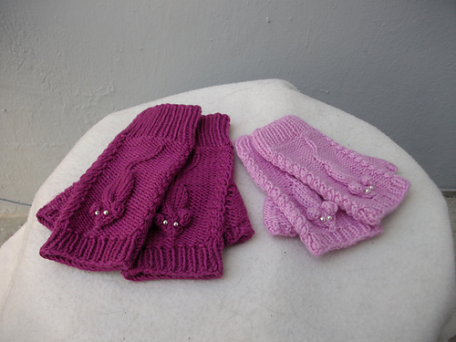 Squeaky Mittens photo 2