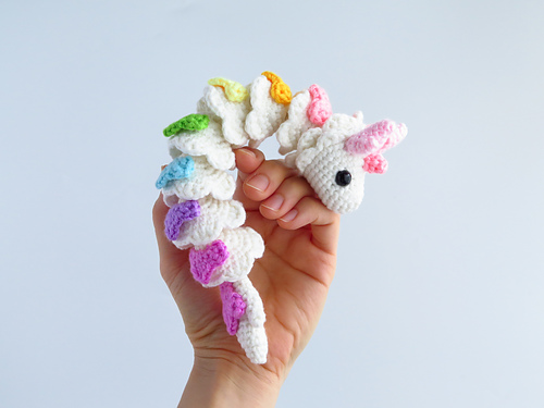 Yun the Rainbow Dragon