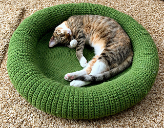 crochet cat bed