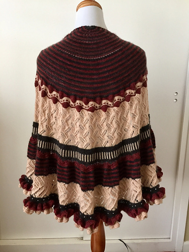 Ravelry: Moulin Rouge pattern by bunnymuff - Mona Zillah