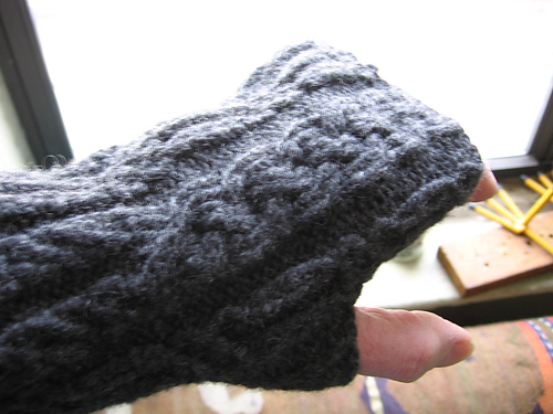 Bavarian Style Grey Fingerless Mittens photo 10
