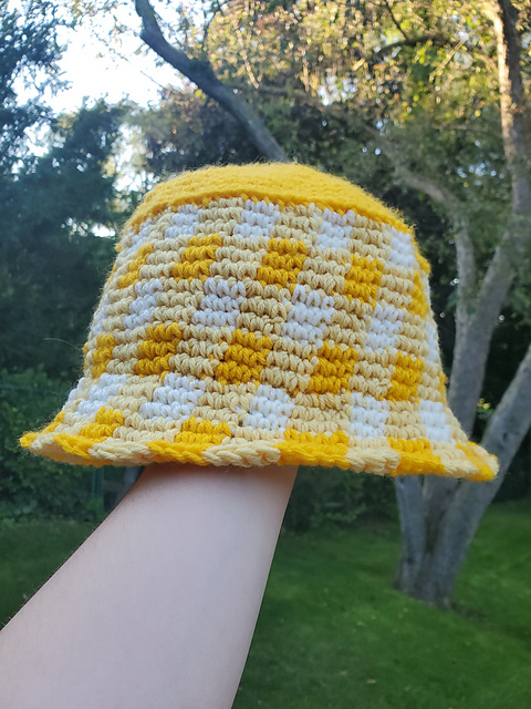 Ravelry: The Gingham Bucket Hat pattern 