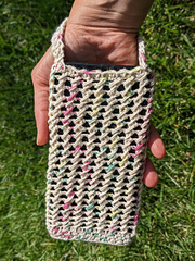 Crochet cotton phone wristlet using criss-cross stitches